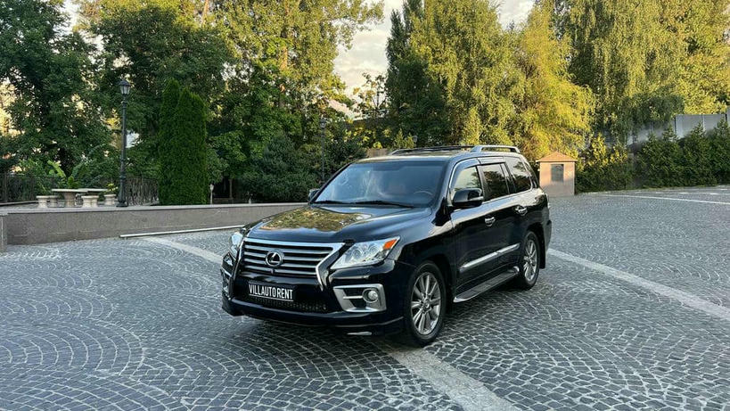 Lexus LX570